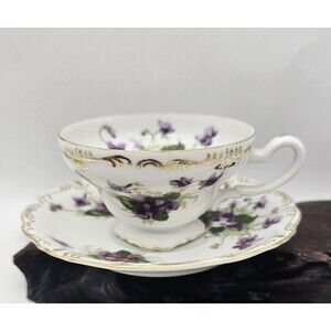 Saji Japan Made Tea Cup and Saucer Set Bone China Vintage Violets Gold Trim